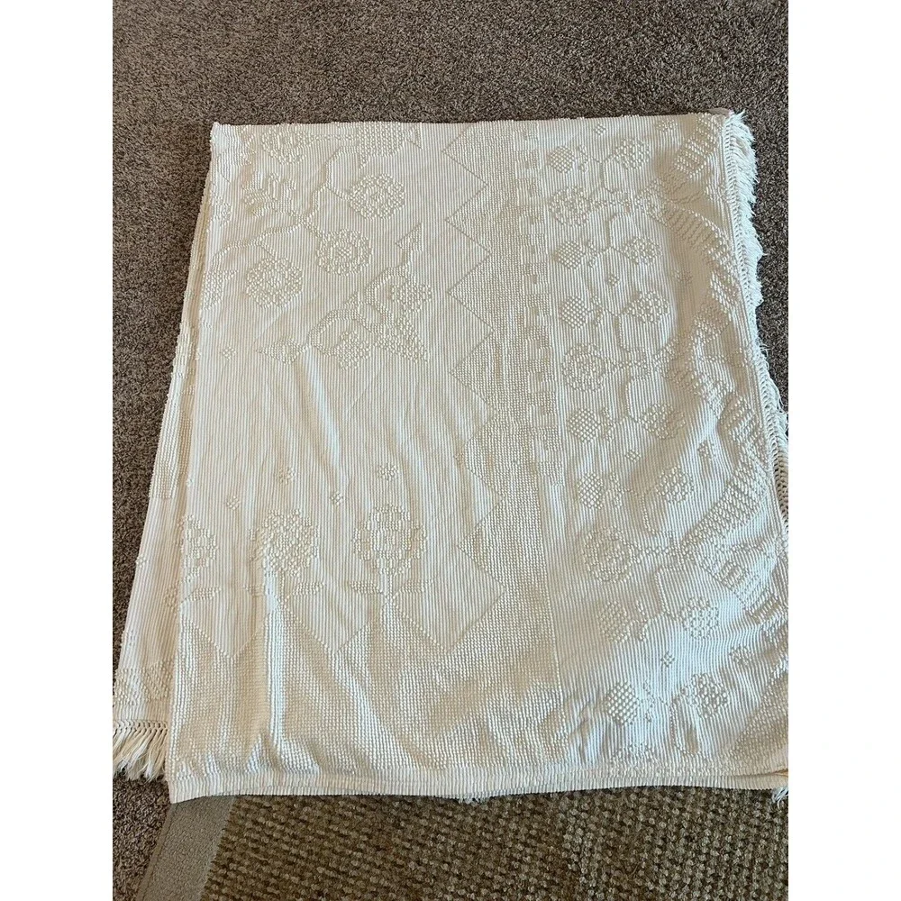 Vintage Bates George Washington Blanket Floral Bedspread Popcorn French USA